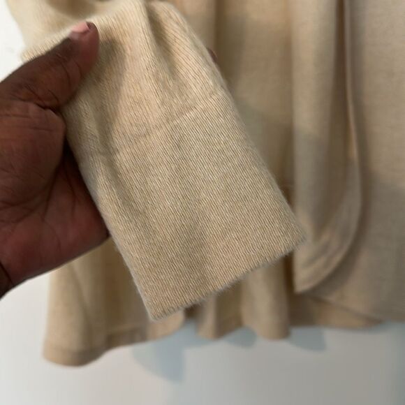 Lilly Pulitzer tan Cashmere Women’s Cardigan Sweater XS - Picture 2 of 6